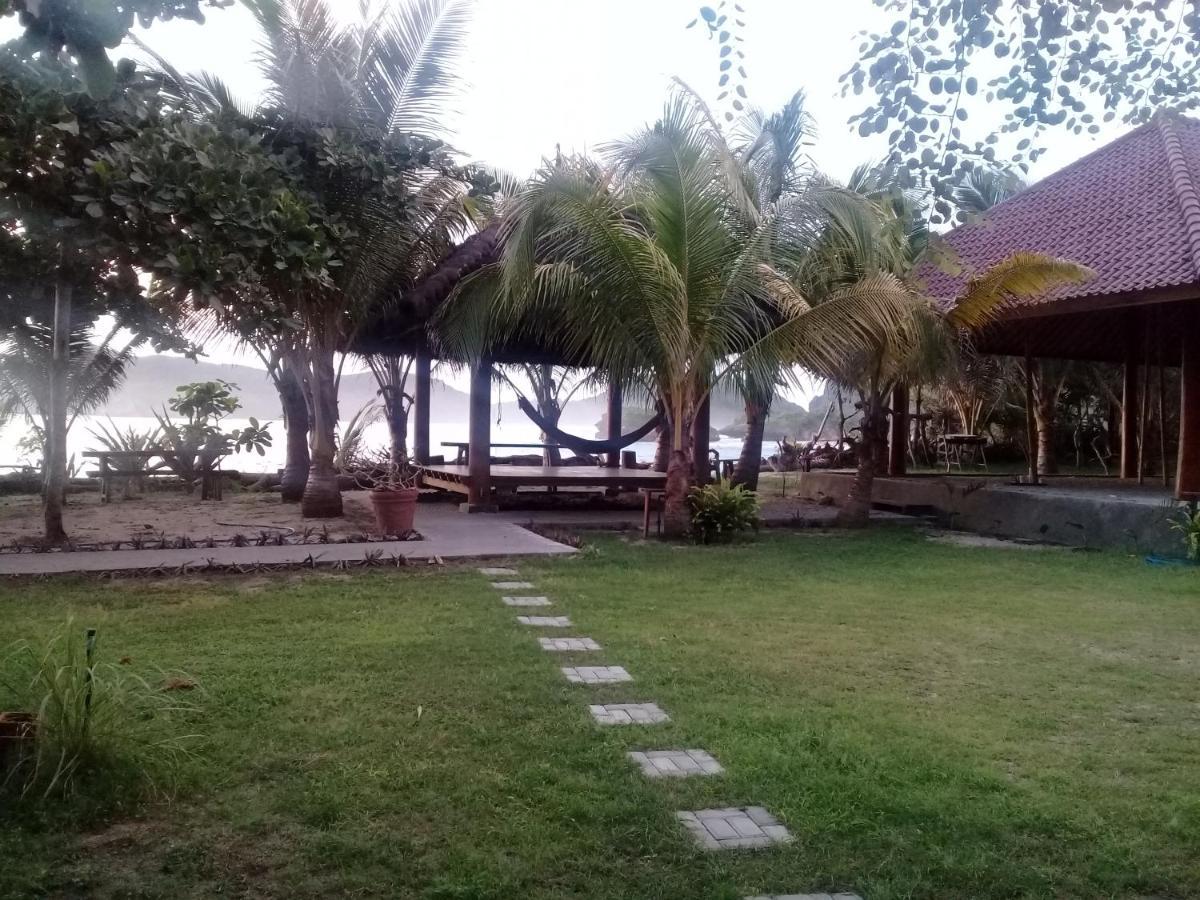 Castaway Surf Retreat 1 Hotel Sekongkang Eksteriør billede