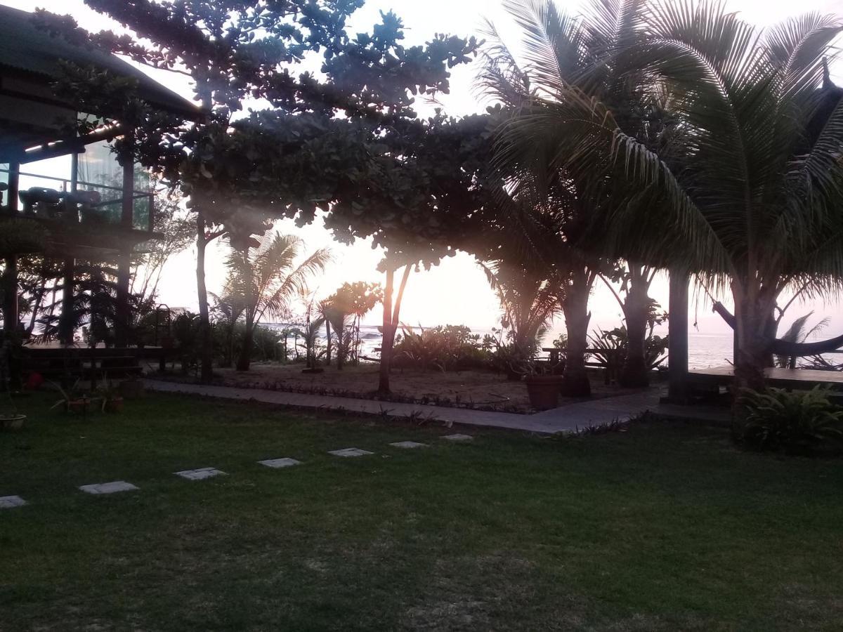 Castaway Surf Retreat 1 Hotel Sekongkang Eksteriør billede