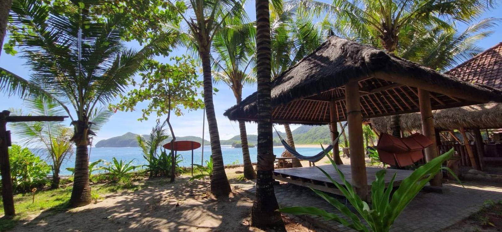 Castaway Surf Retreat 1 Hotel Sekongkang Eksteriør billede