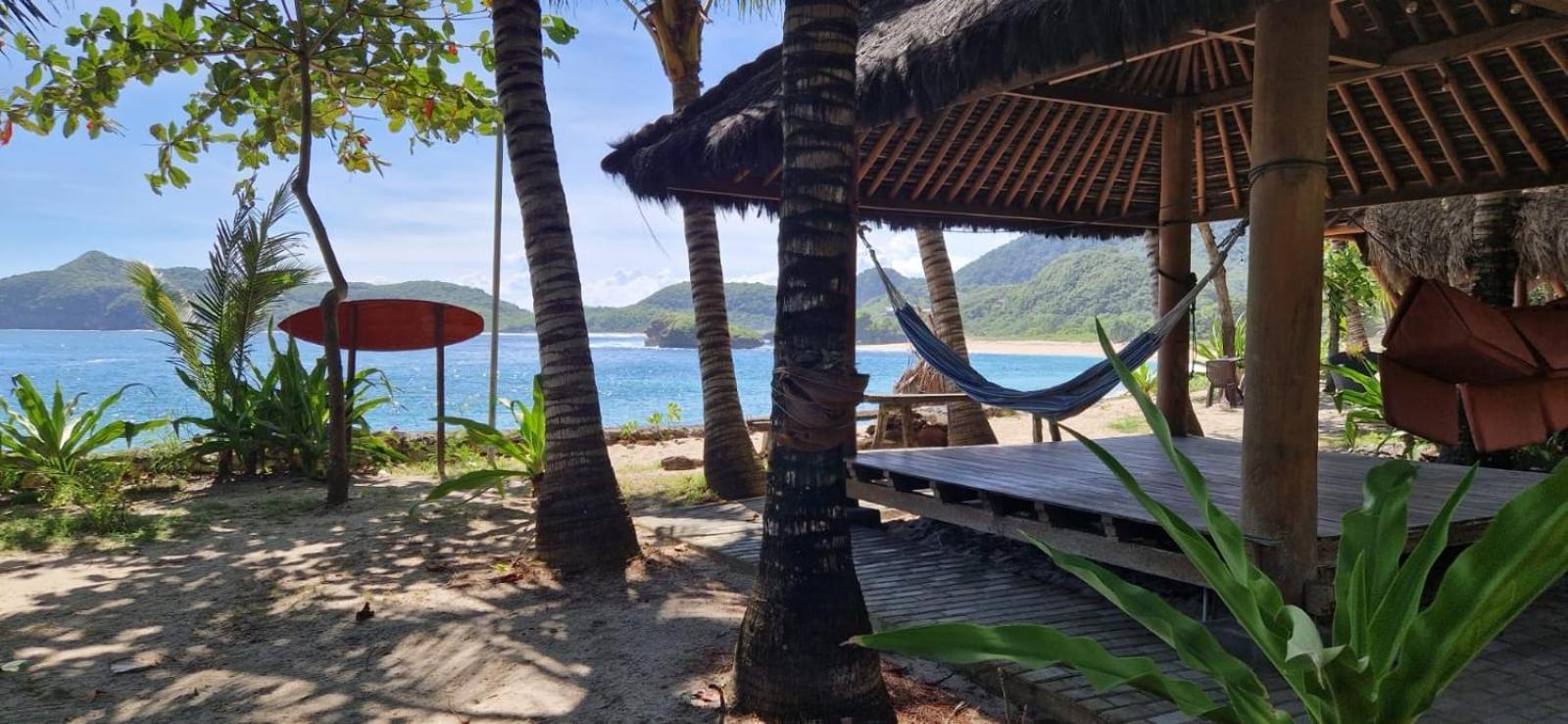 Castaway Surf Retreat 1 Hotel Sekongkang Eksteriør billede