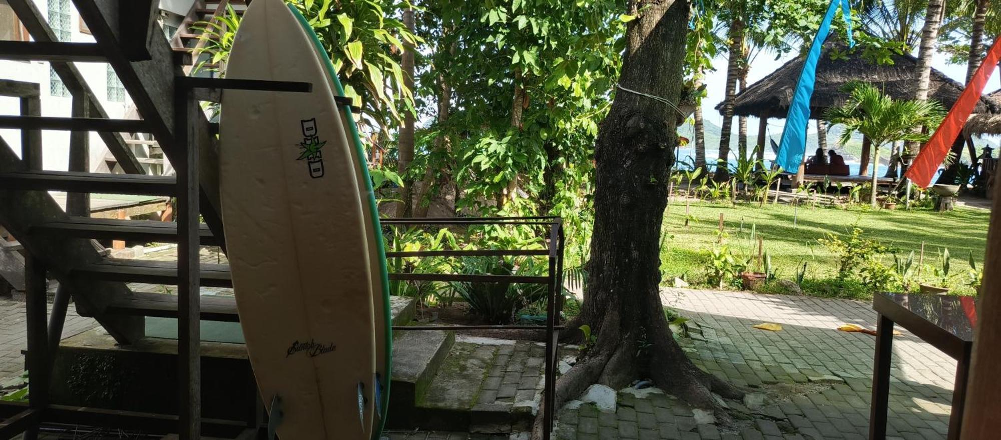 Castaway Surf Retreat 1 Hotel Sekongkang Eksteriør billede